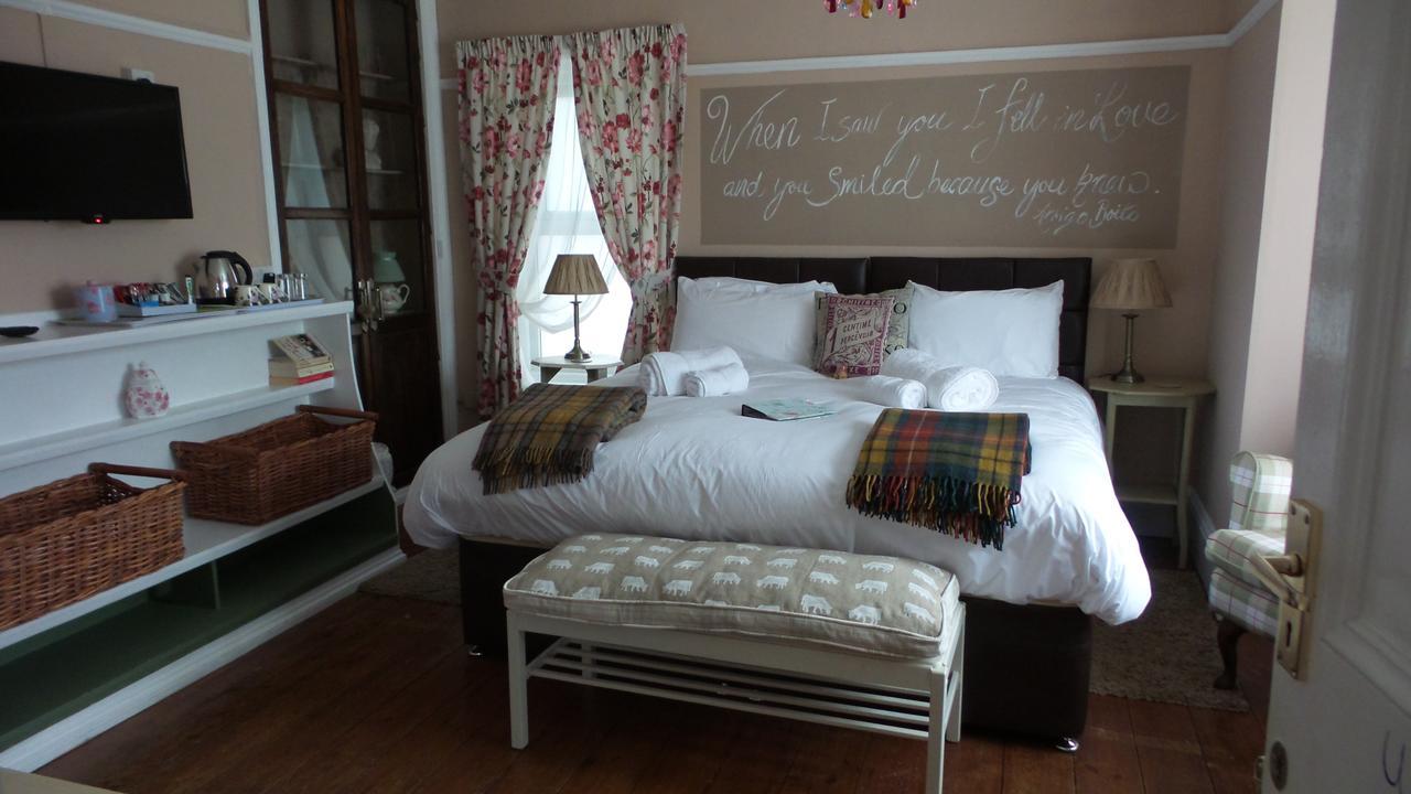 Hooray Henrys Bed and Breakfast Sheringham Eksteriør billede
