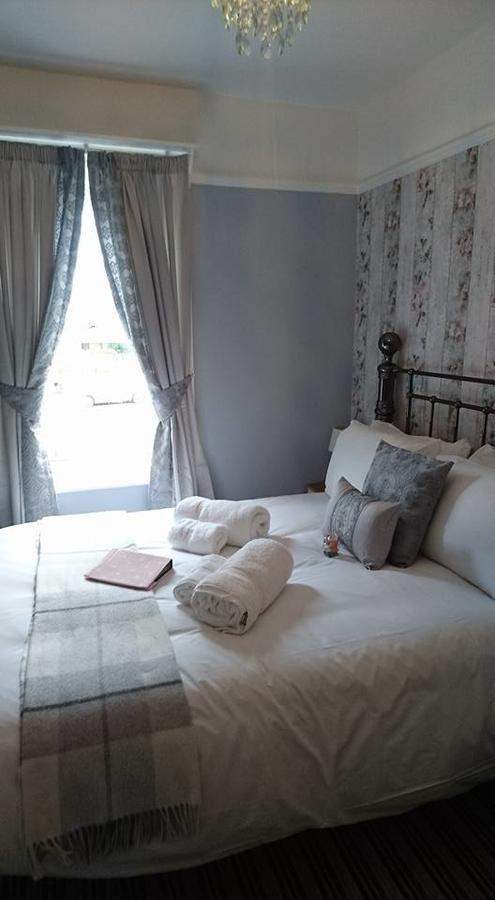 Hooray Henrys Bed and Breakfast Sheringham Eksteriør billede